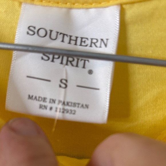 Southern Spirit Puppy Life Sunny Yellow Short Sleeve Tee Generous Size Sm NWT - Picture 2 of 14